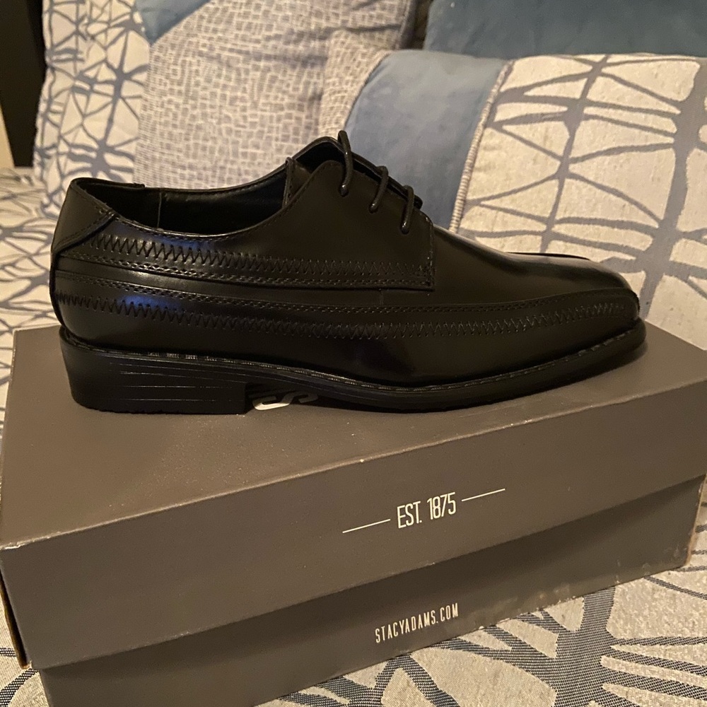 Kid black Stacy Adams dress shoe